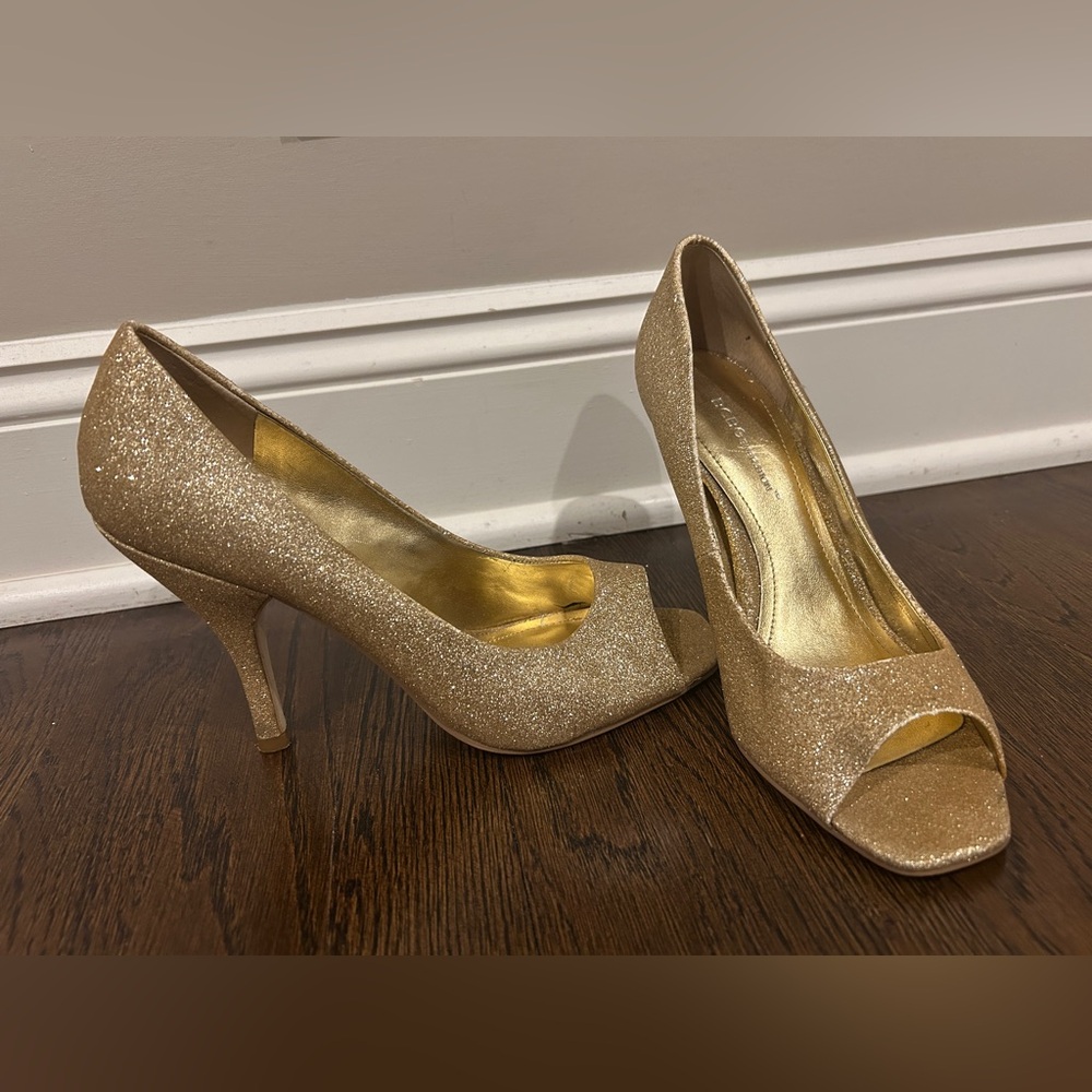 BCBGeneration BCBG Gold glitter Ariel heels pumps stilettos peep toe 7.5 37.5